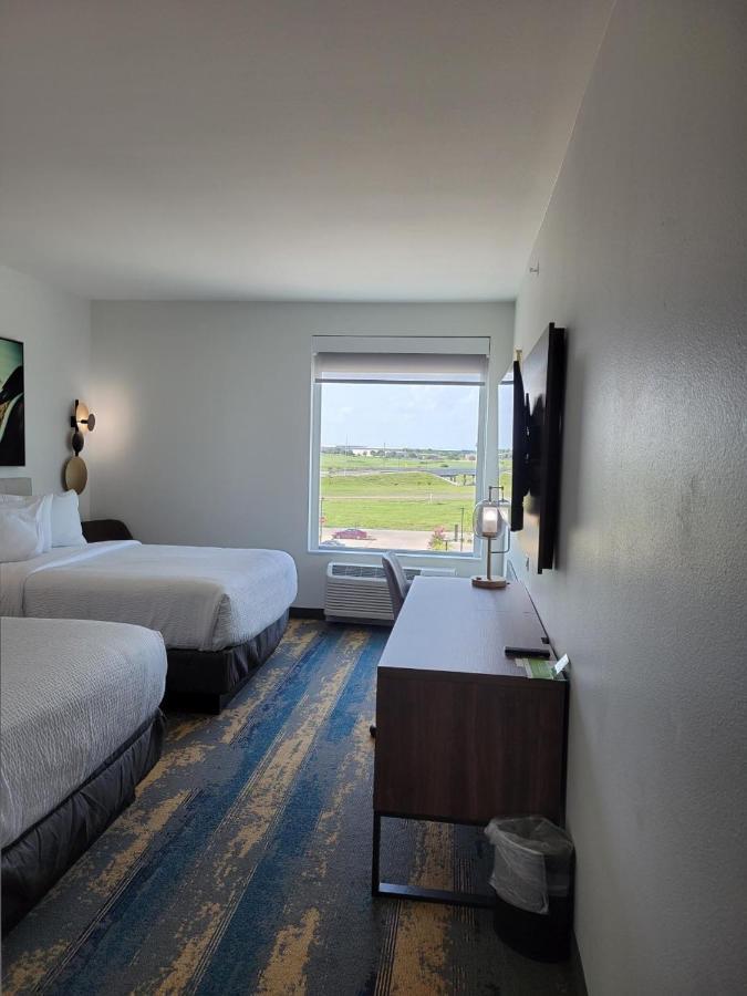 La Quinta Inn & Suites By Wyndham Terrell Buitenkant foto