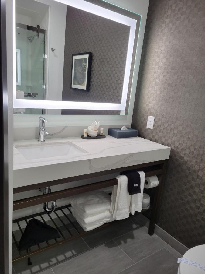 La Quinta Inn & Suites By Wyndham Terrell Buitenkant foto
