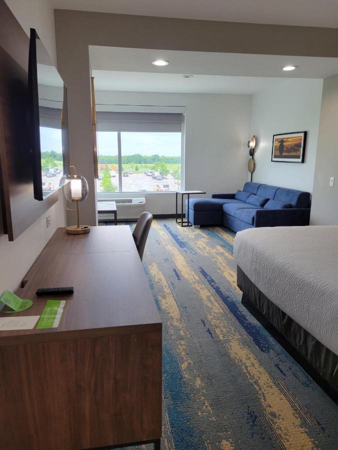 La Quinta Inn & Suites By Wyndham Terrell Buitenkant foto